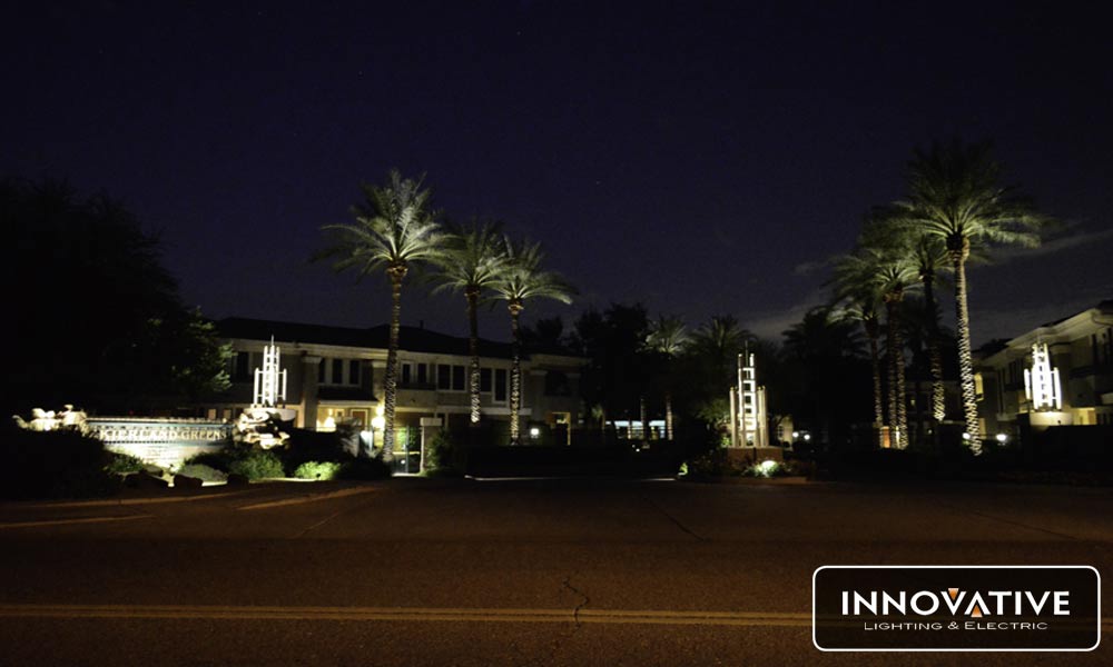 Commercial Outdoor Landscape Lighting Can Decorate and Illuminate